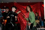 (37) 060903_ql_bowie43.jpeg - 900 x 600